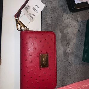 michael kors wristlet wallet